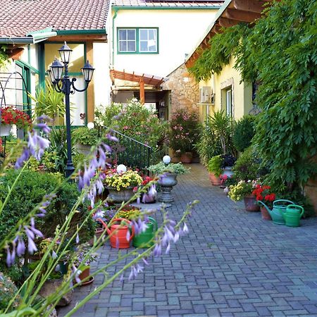 Ferienwohnung Koppi Pomogy Kültér fotó