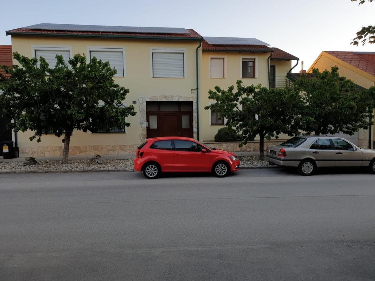 Ferienwohnung Koppi Pomogy Kültér fotó